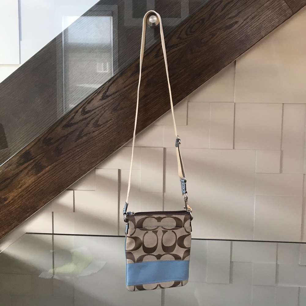 Coach crossbody bag swingpack